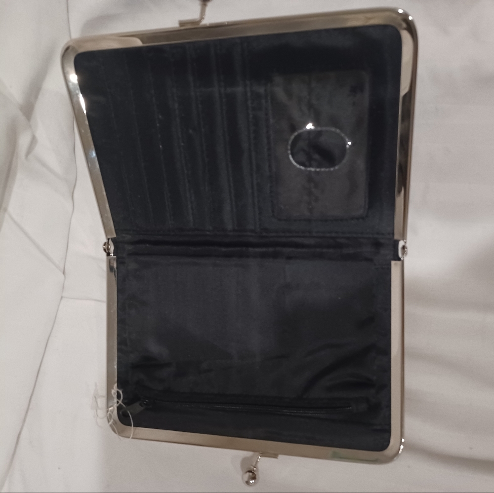 Wallet - Picture 2 of 3